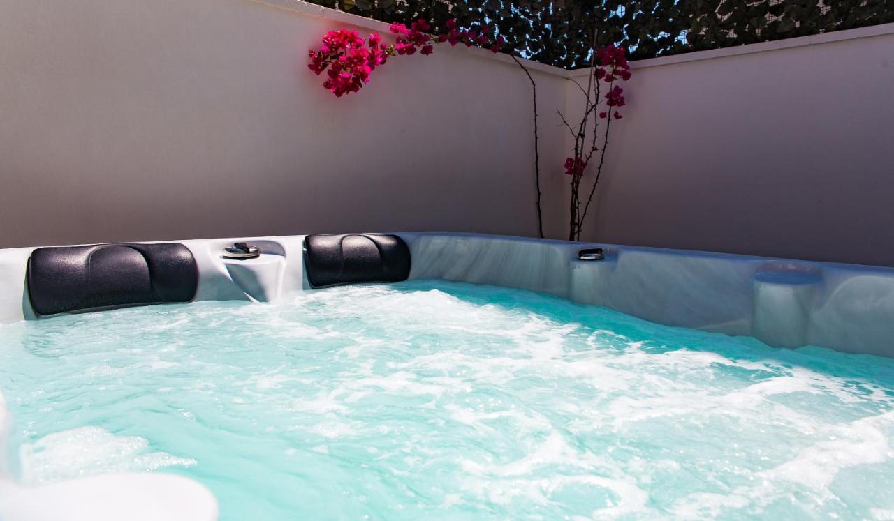 Dal Signor Wolf Bed & Breakfast Pezze Di Greco Ngoại thất bức ảnh