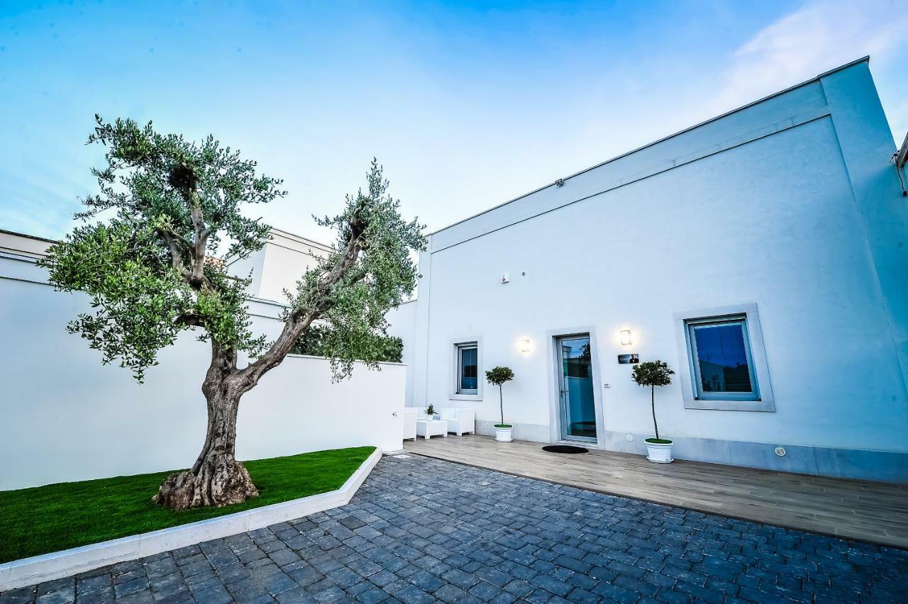 Dal Signor Wolf Bed & Breakfast Pezze Di Greco Ngoại thất bức ảnh