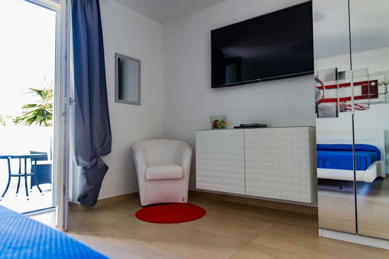Dal Signor Wolf Bed & Breakfast Pezze Di Greco Ngoại thất bức ảnh