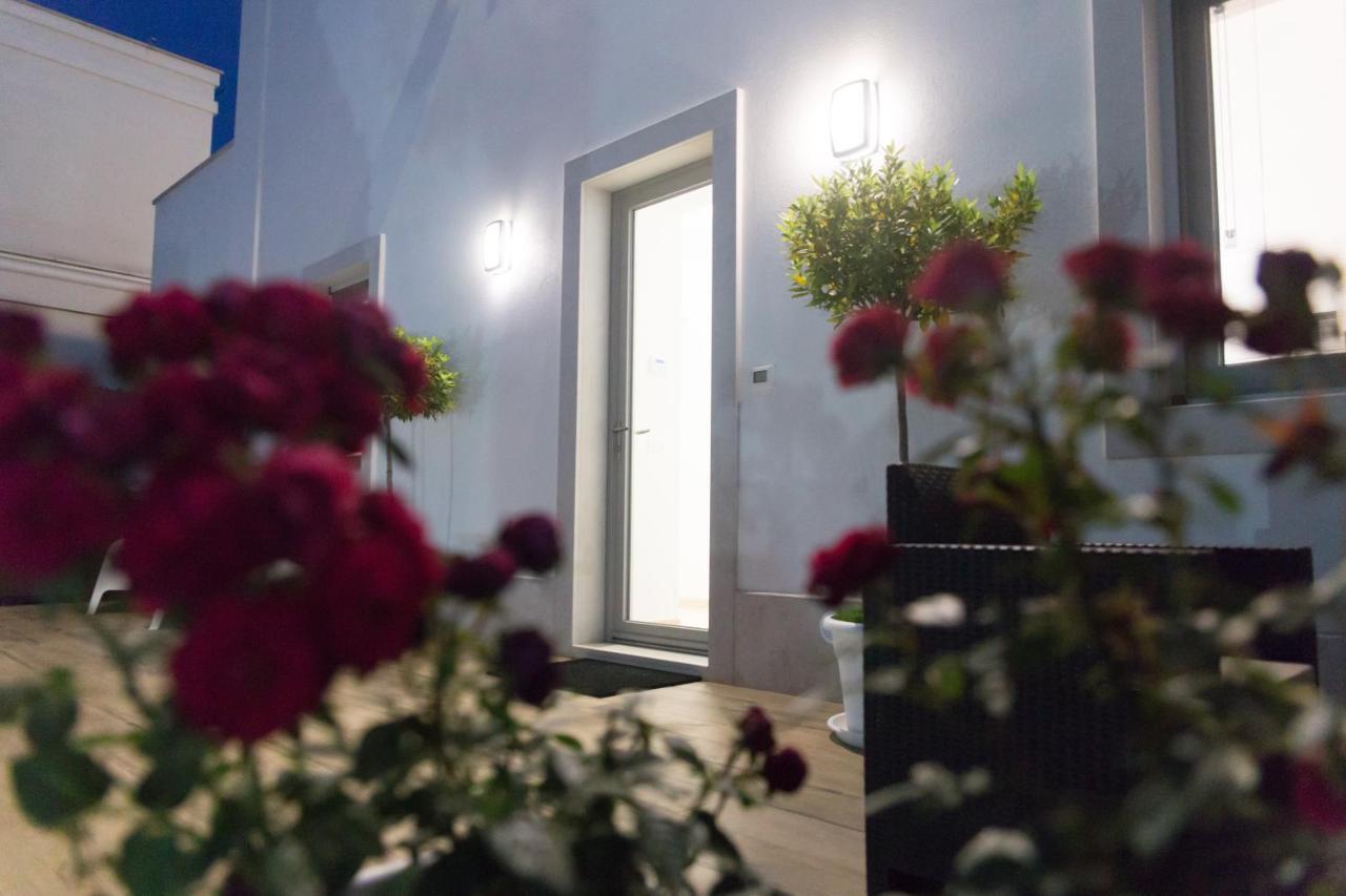 Dal Signor Wolf Bed & Breakfast Pezze Di Greco Ngoại thất bức ảnh